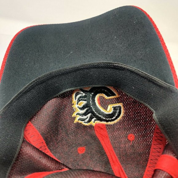 NHL Calgary Flames Molsen Canadian Red Hat Cap Baseball Fitted - Picture 6 of 8